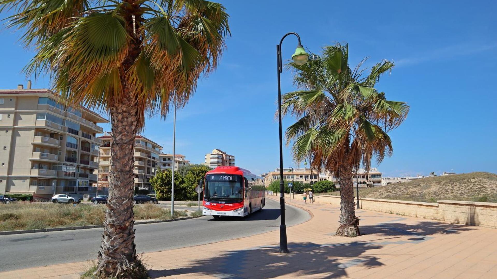 Apartament Ricardo La Mata Торрев'єха Екстер'єр фото