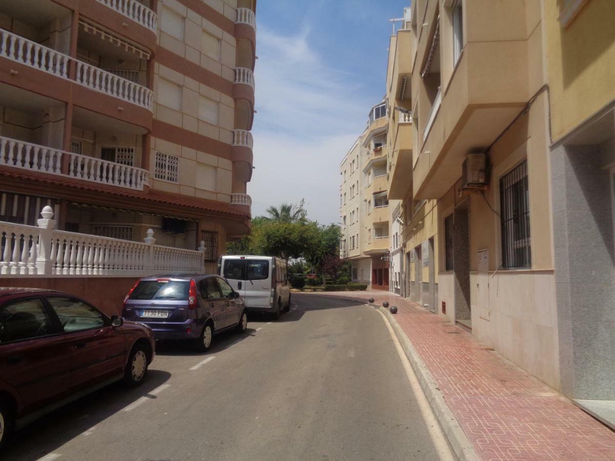 Apartament Ricardo La Mata Торрев'єха Екстер'єр фото